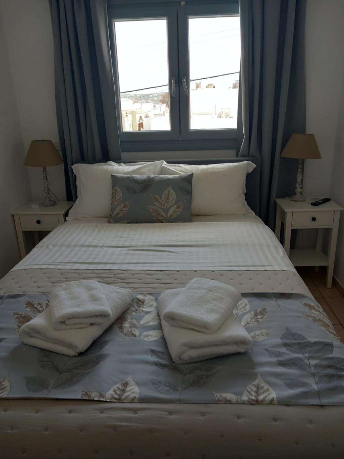 Calderimi Apartments Fira  Eksteriør bilde